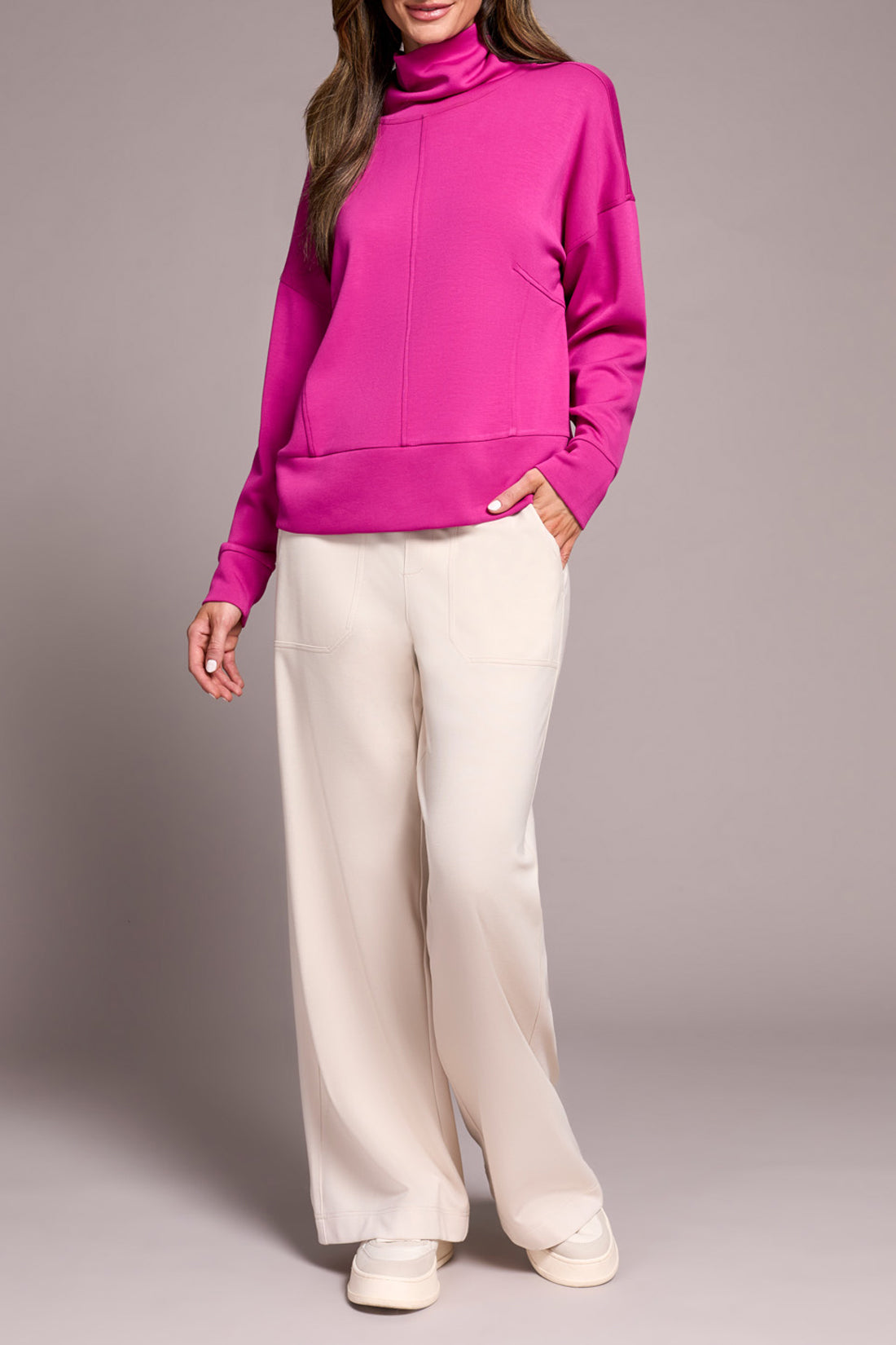 3390 Fun Neck Top HTI