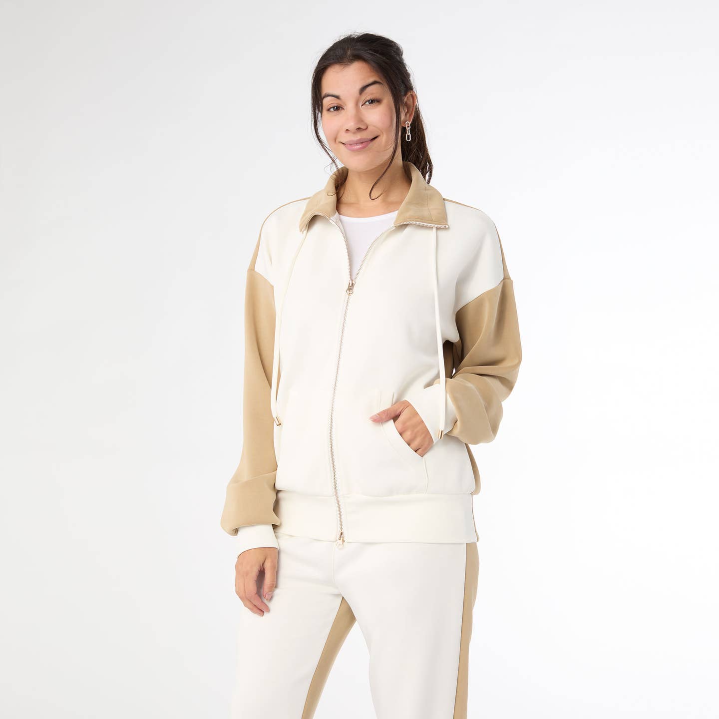 9072 Two-Tone Zip Front COCO