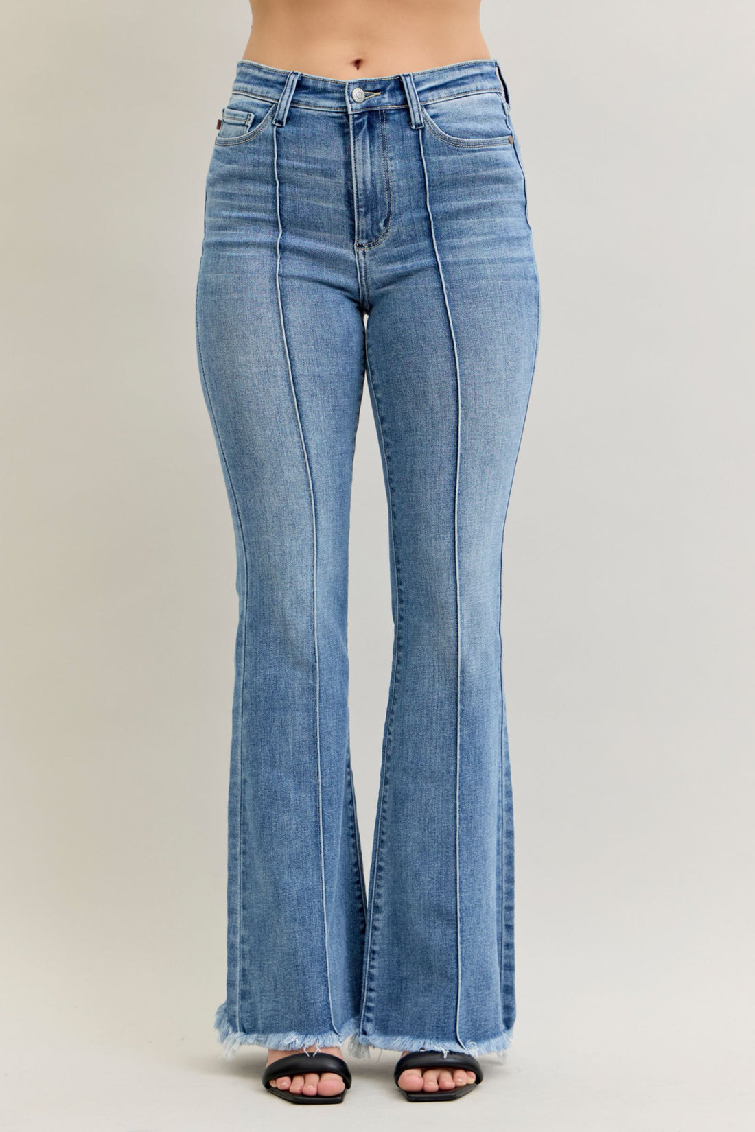 2687 Flare Front Fray Hem JBC