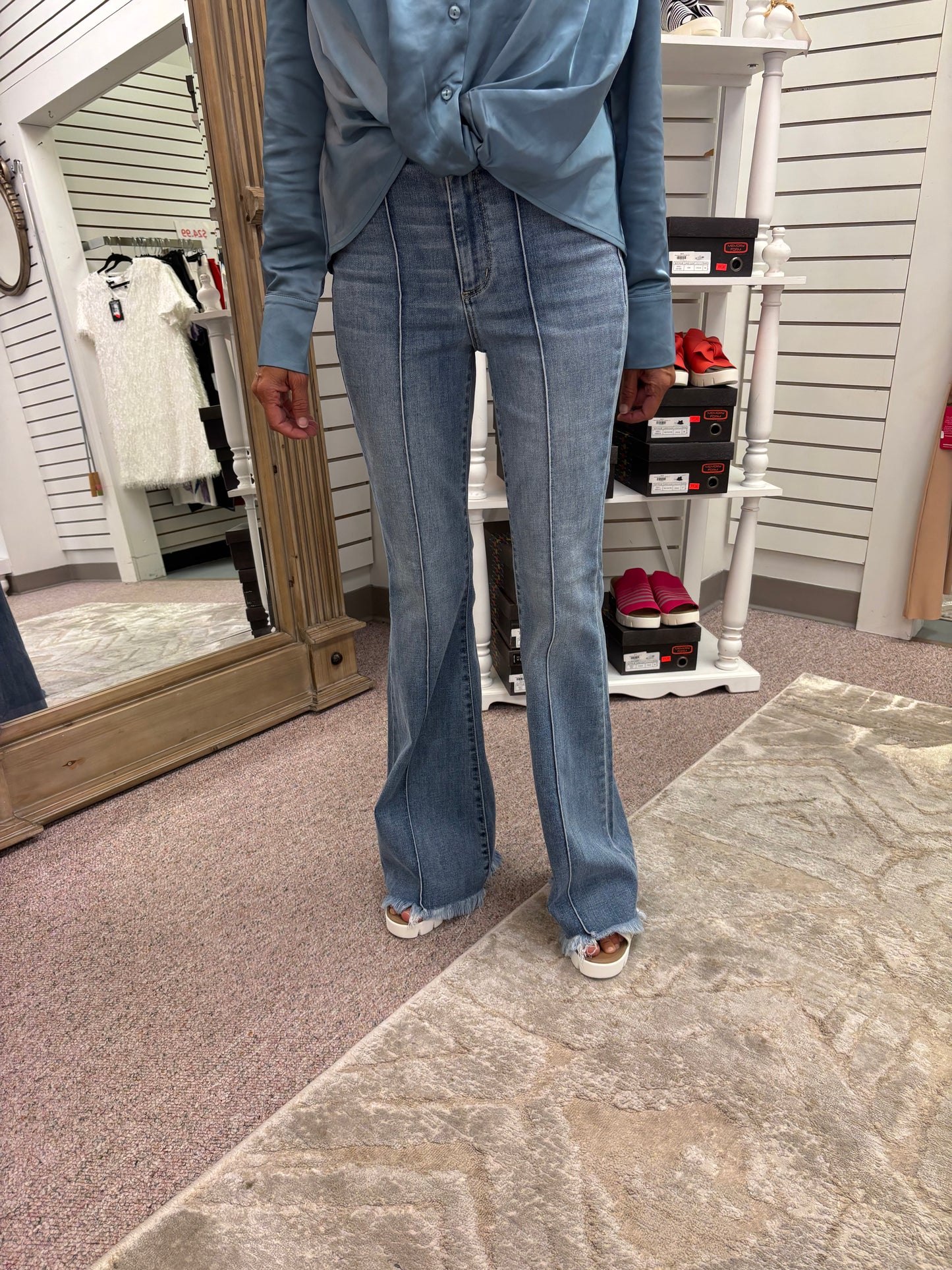 2687 Flare Front Fray Hem JBC