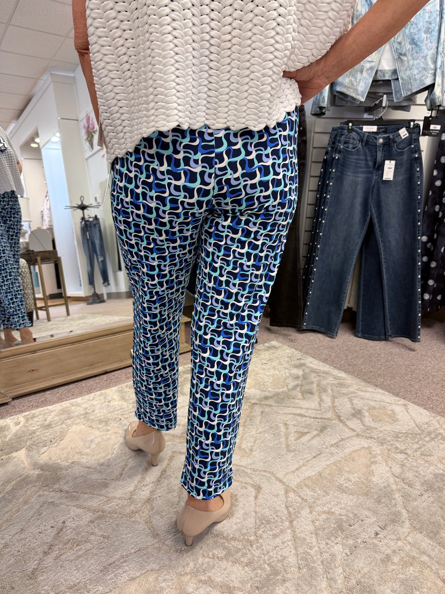 1521 MZBL Detail Capri LBC