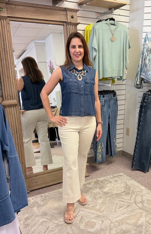 9Y47 Sleeveless Button Top LVP