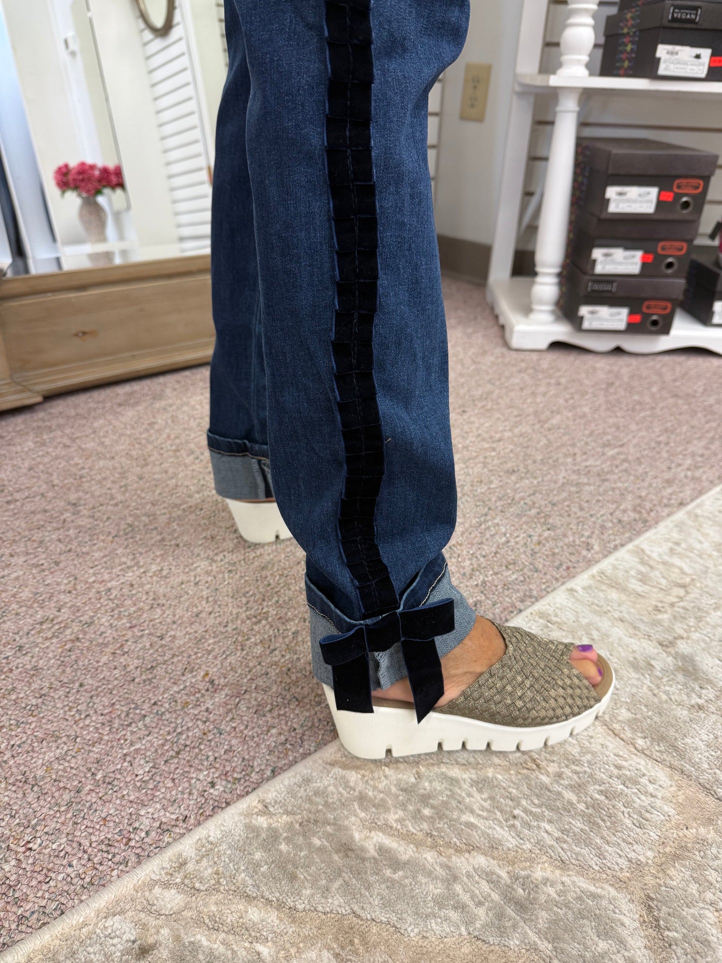 5123 Slim Leg 5 Denim Pants Velvet Bow CWB