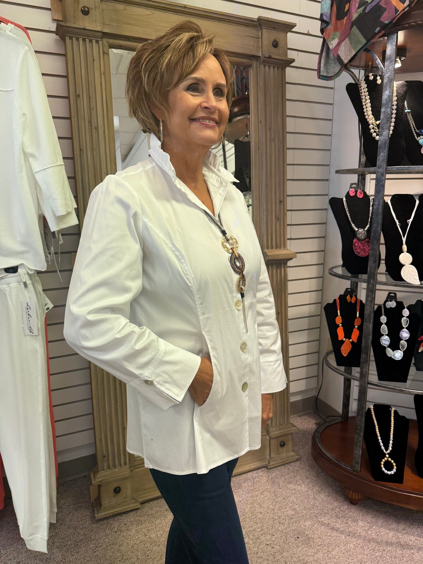 5060 White Collar Tunic HAB