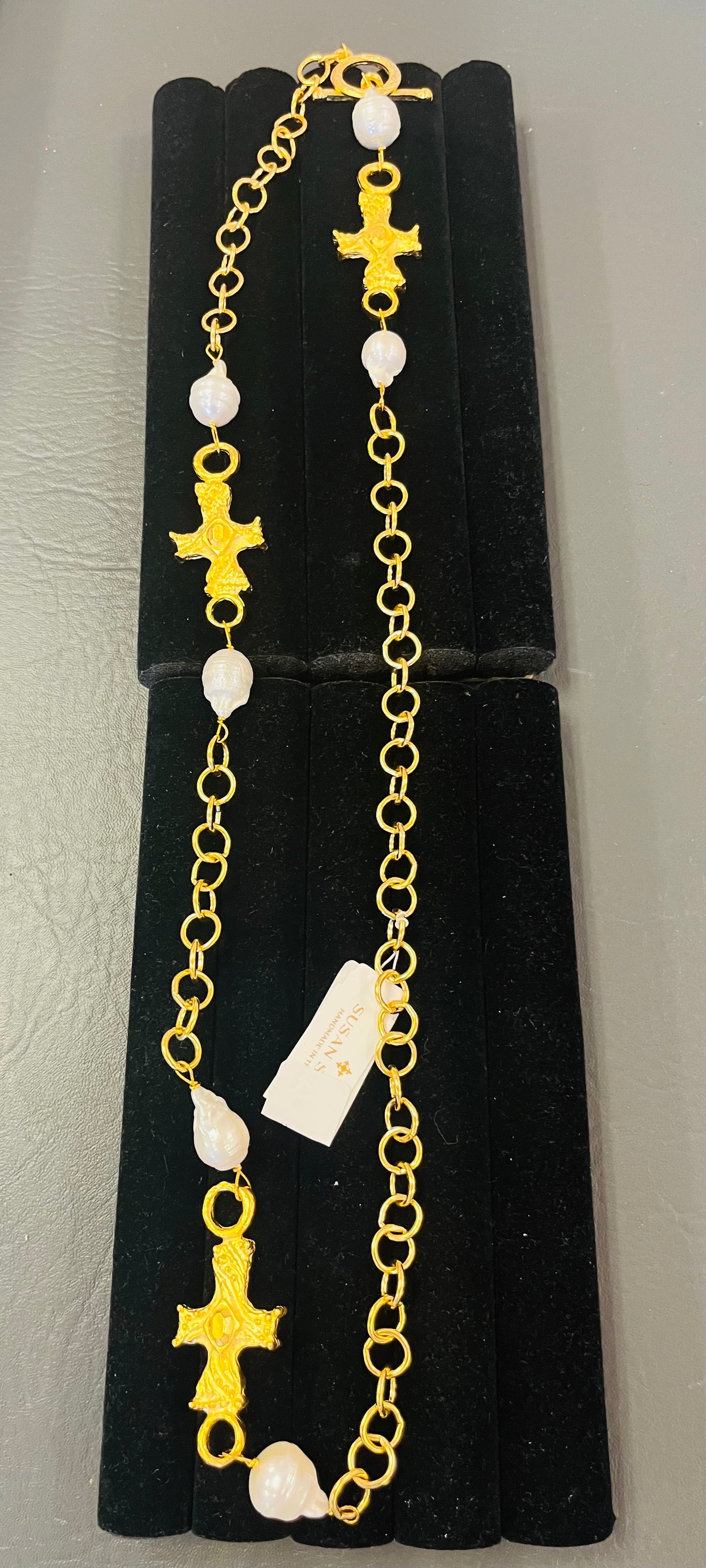 3454 Cross & Baroque Pearl SSC