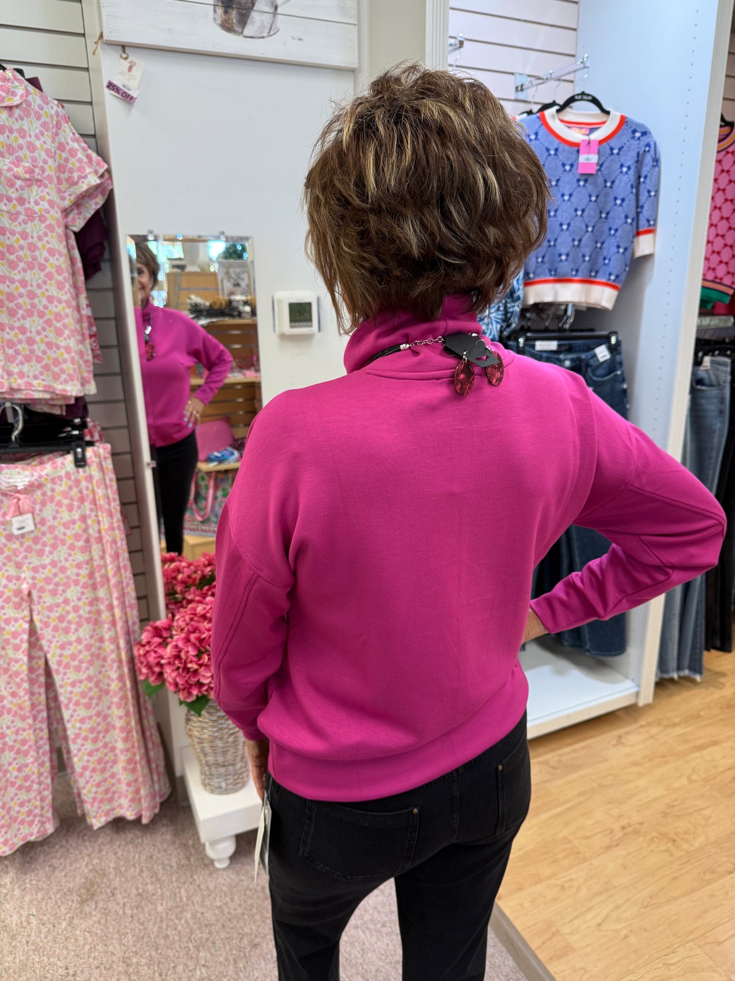 3390 Fun Neck Top HTI