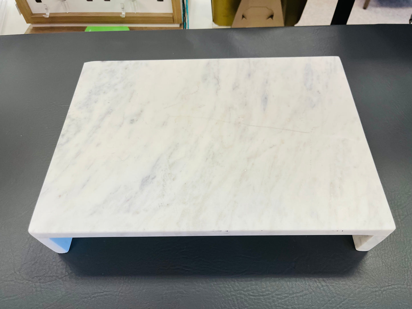 2474 Marble Pdstl CBC