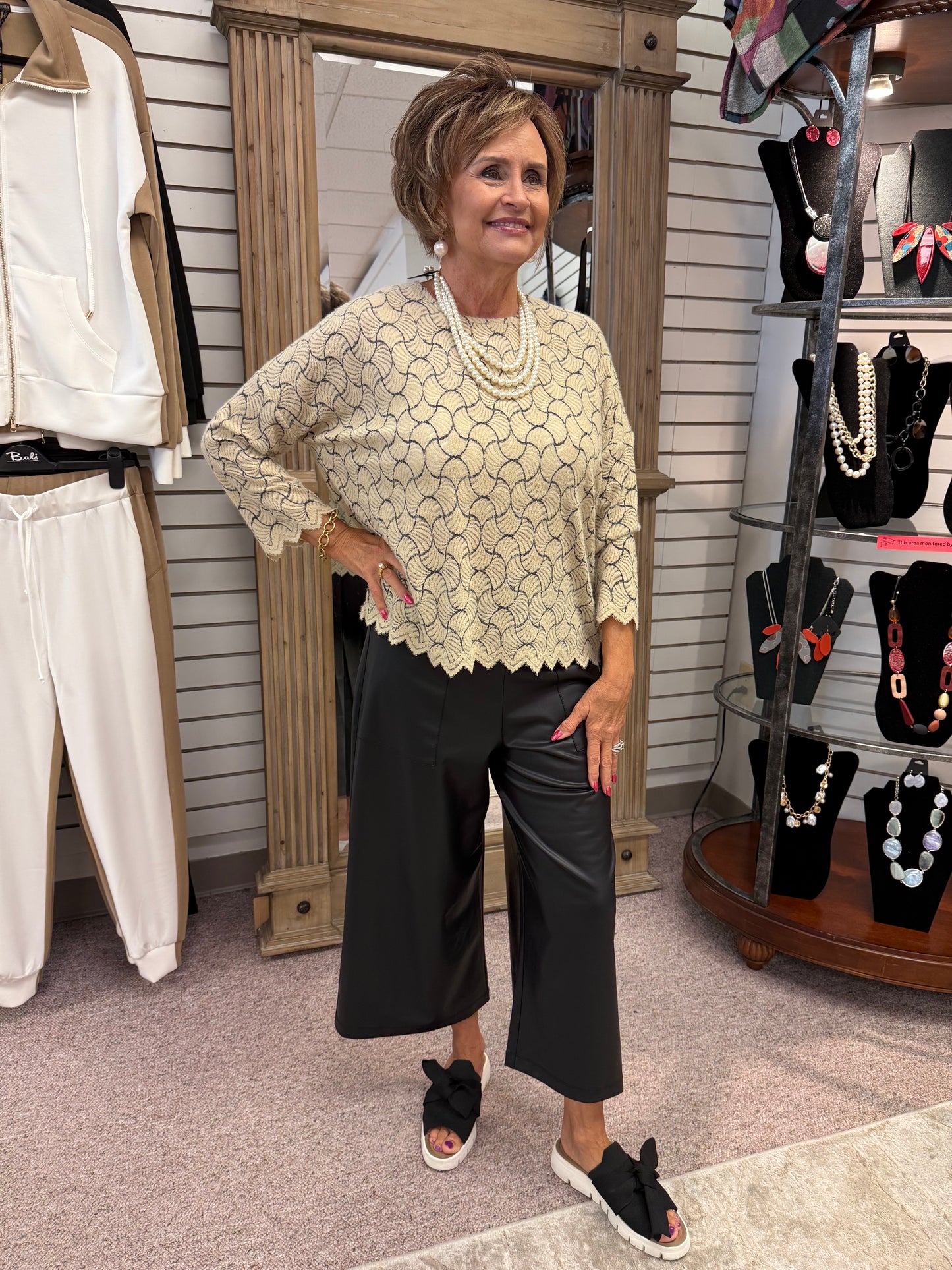 93 Sweater W/Scallop Hem CSW