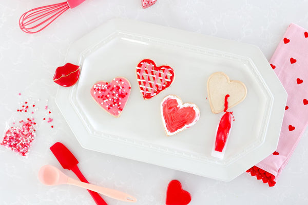 Nora Fleming Mini Smooches NFC