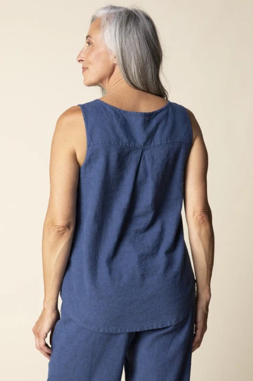 41506 Pleat Back Button Tank HAB