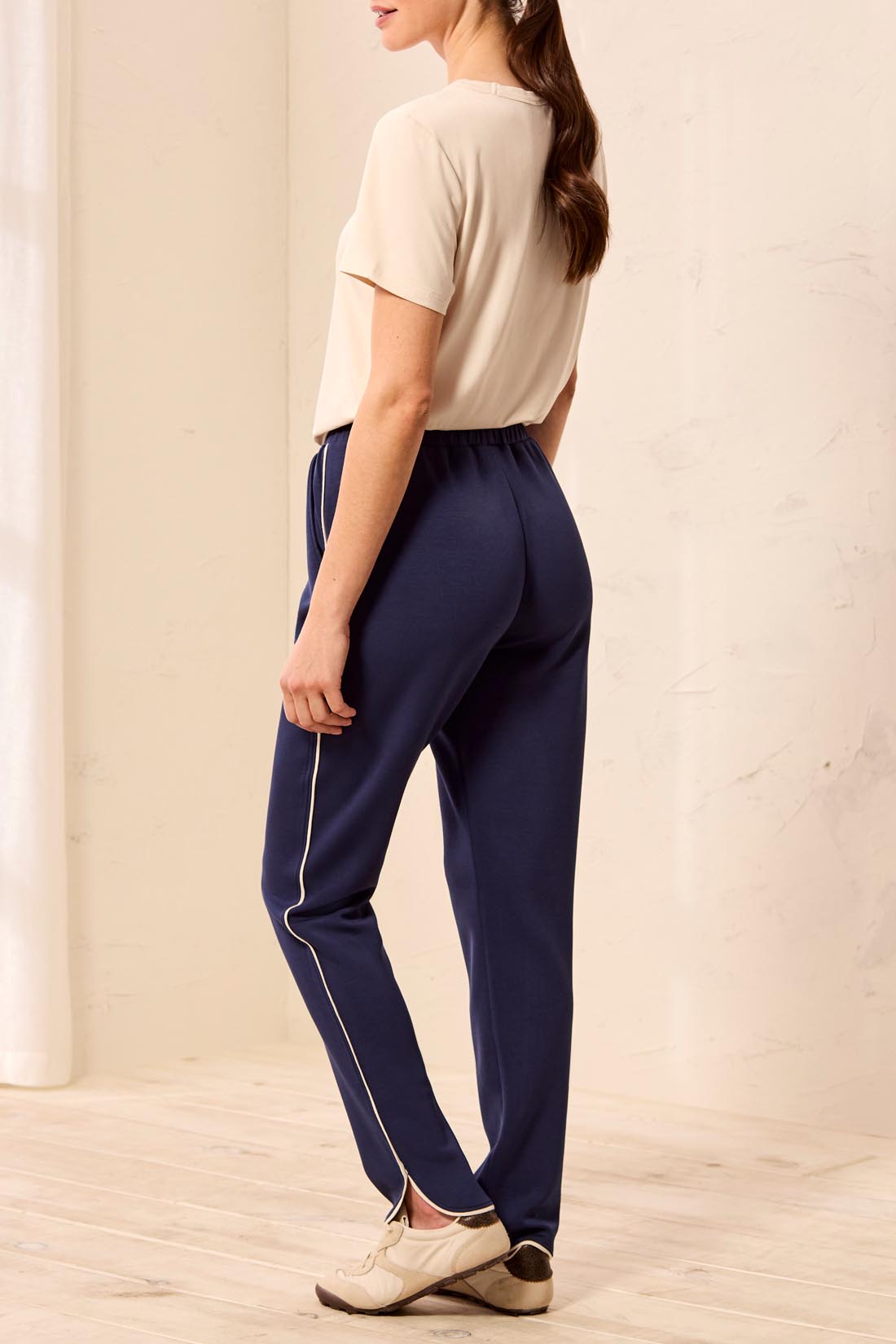 3390 Blue Jogger HTI