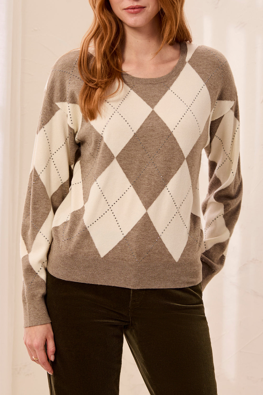 8550 Crew Neck W/Studs HTI