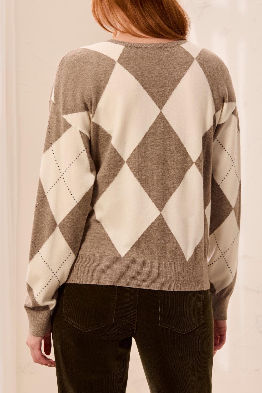 8550 Crew Neck W/Studs HTI