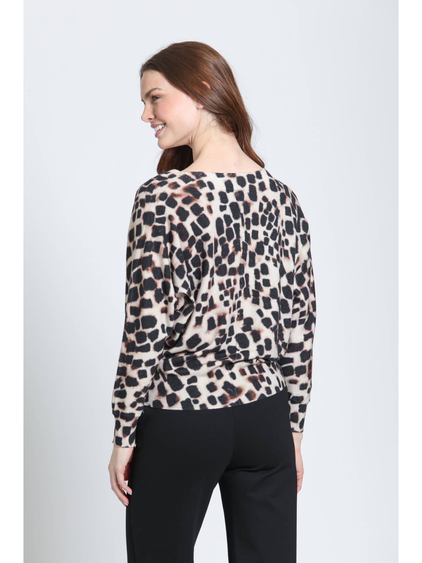 132E Safari V-Neck APN