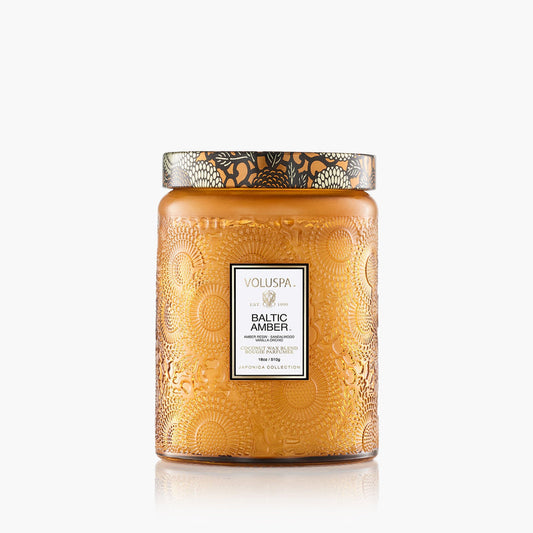 7233 Baltic Amber Candle VOL