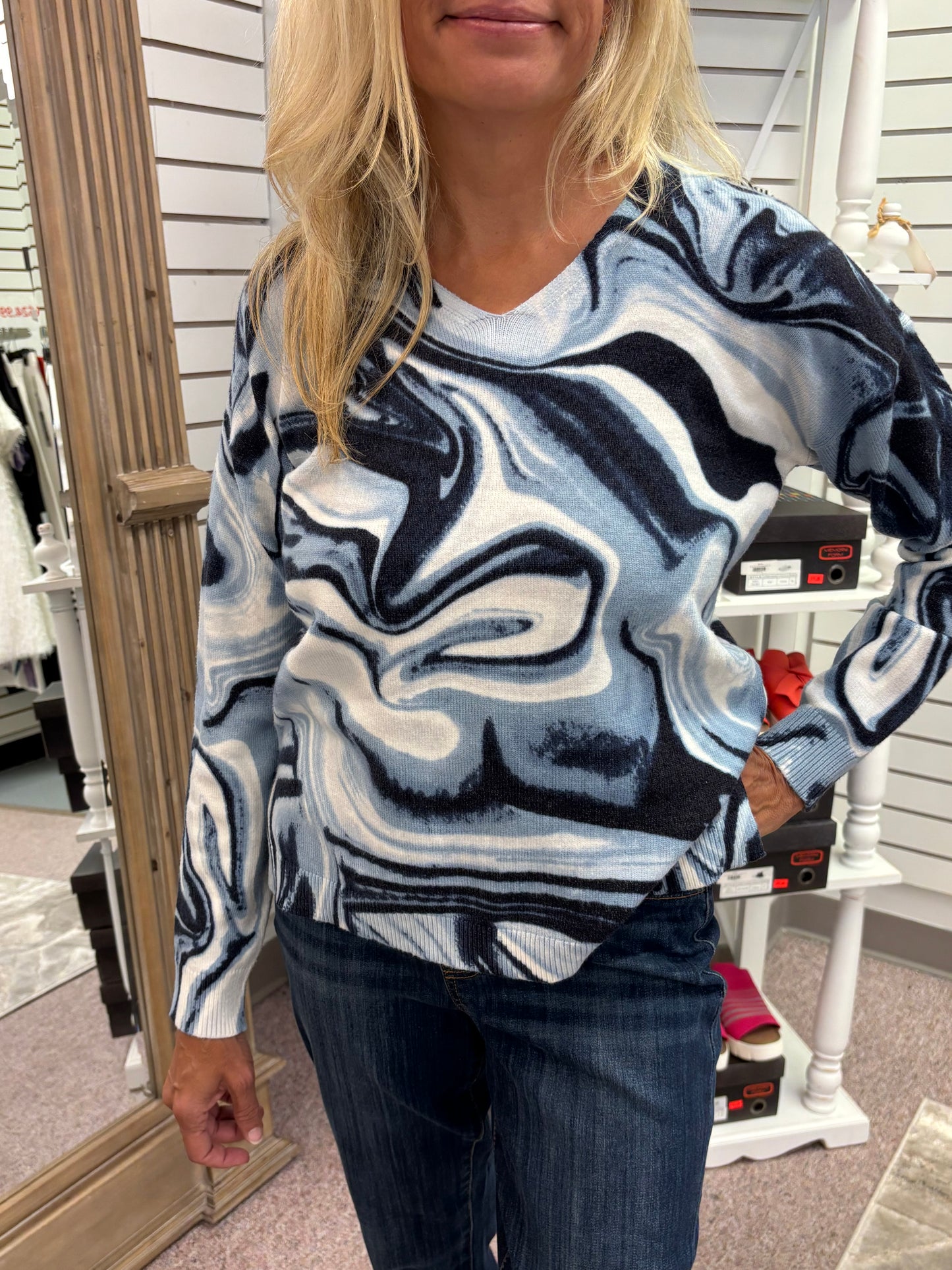 2581 Plushy V-Neck Sweater CWB
