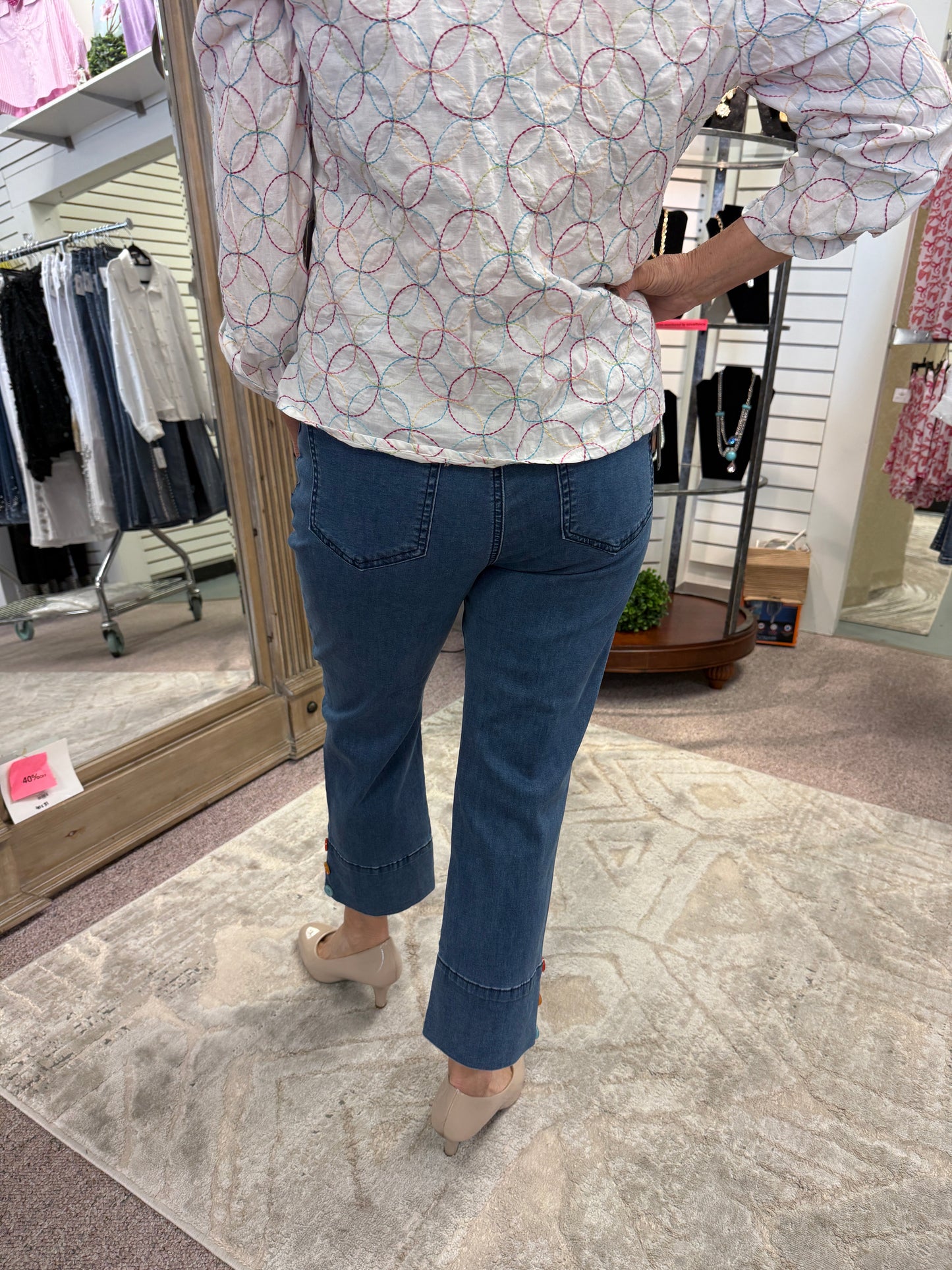 BWB Capri W/Buttons TBC