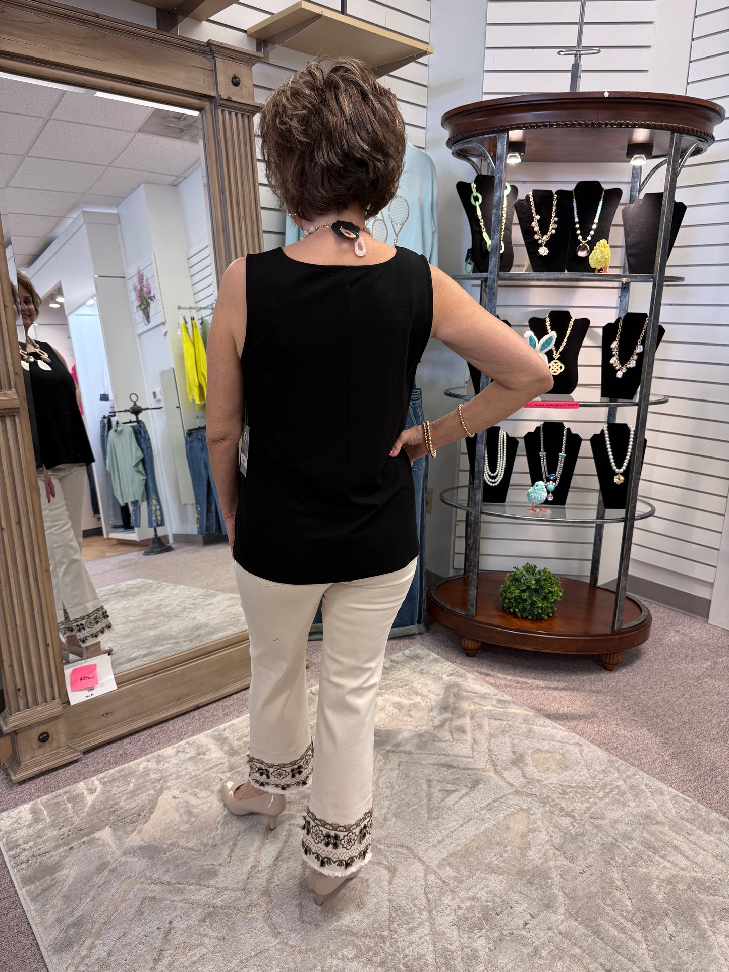 5739 Embroidery Hem Crop Pant CWB