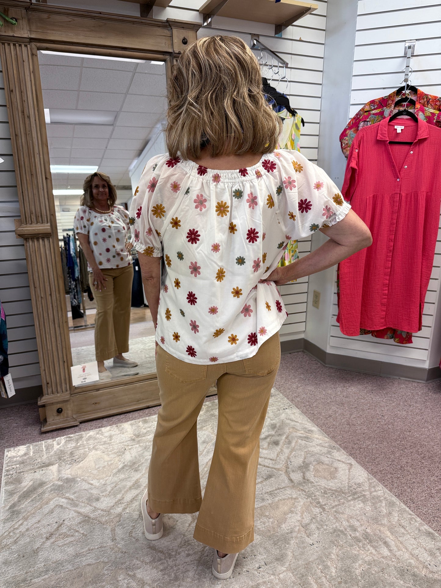 8F81 Straw Crop Flare Pant LVP