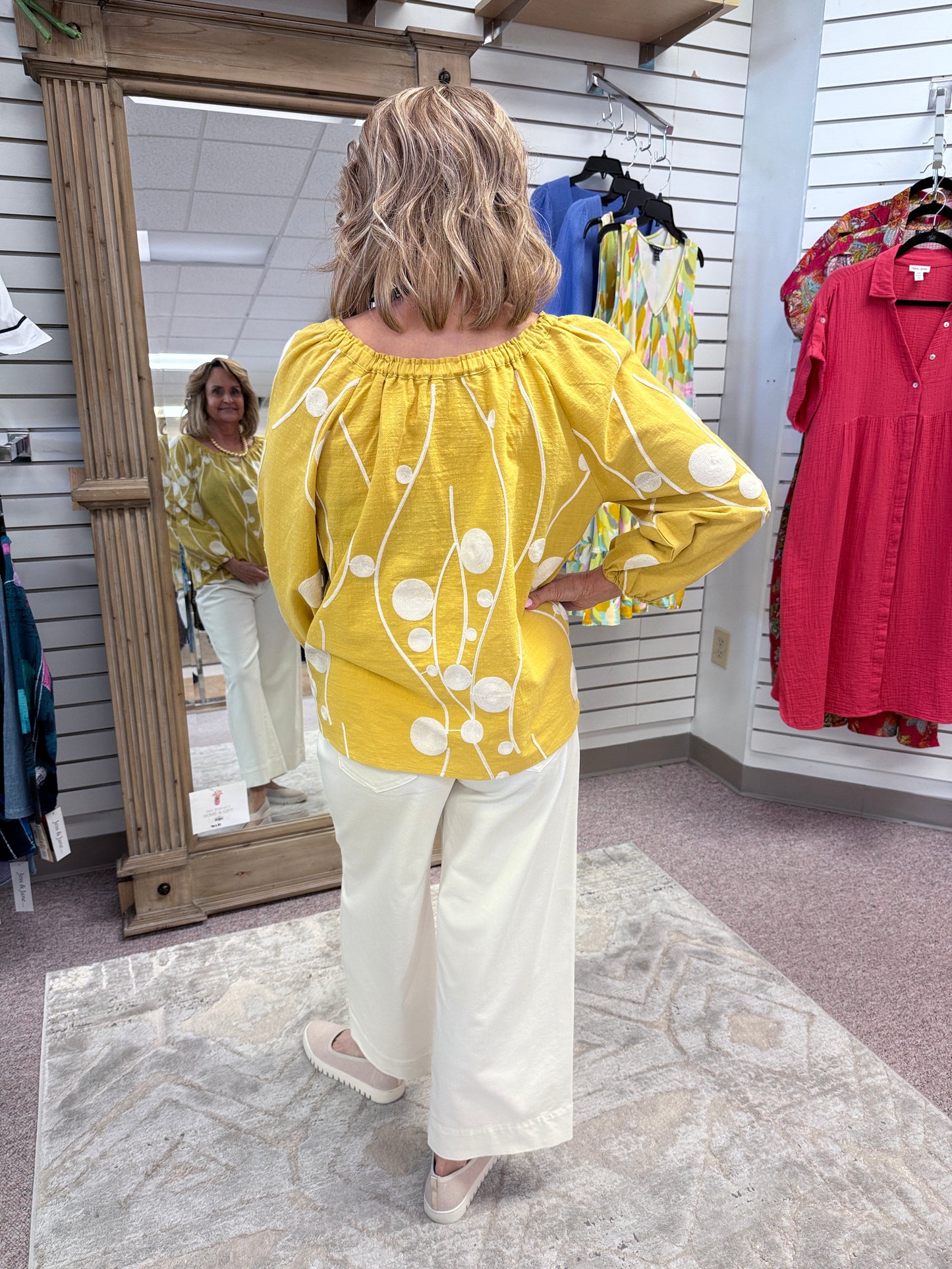 5GH6 Cream Wide Leg Crop LVP
