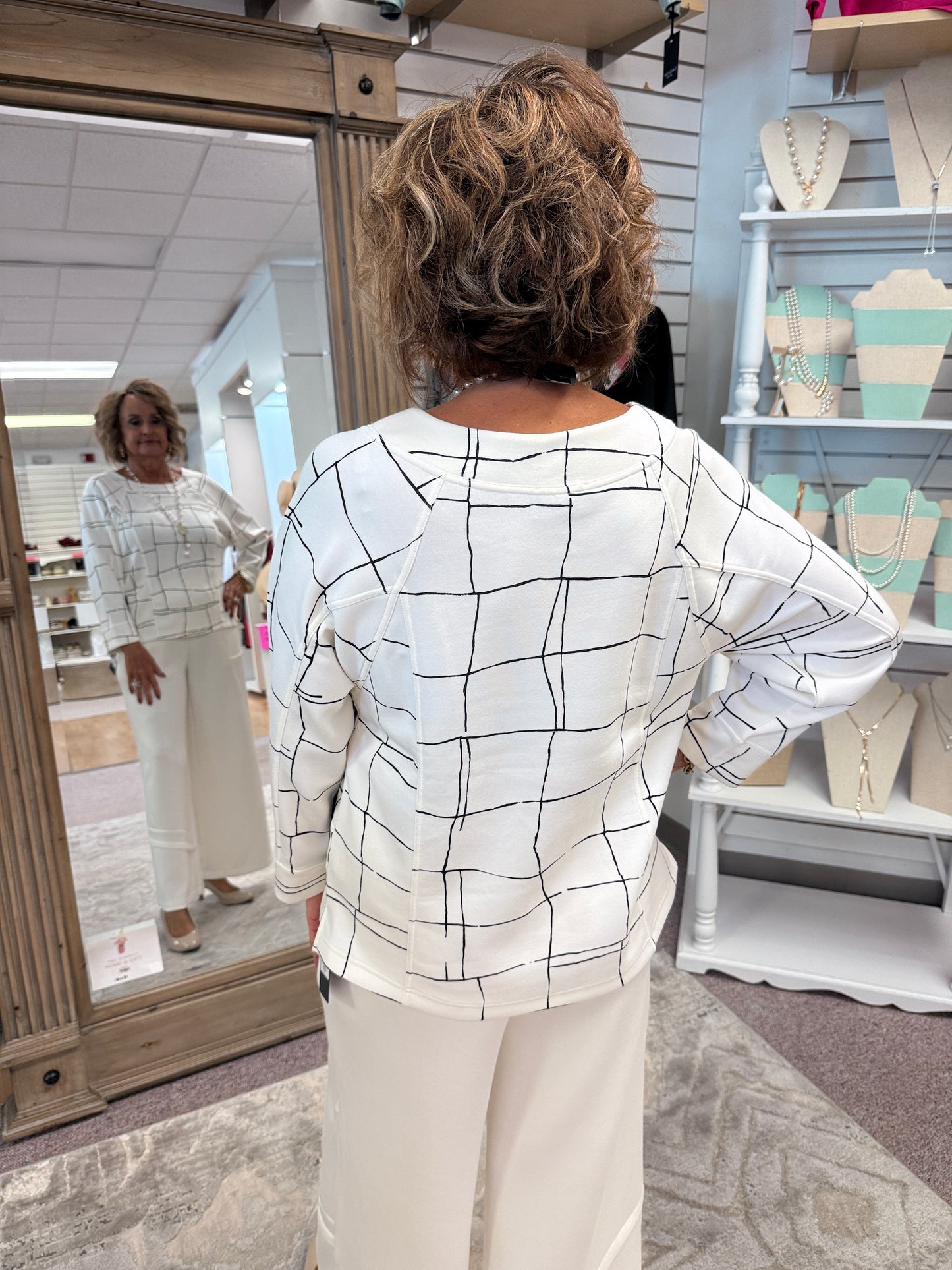 332101 Ivory Featherlux Pullover OLV