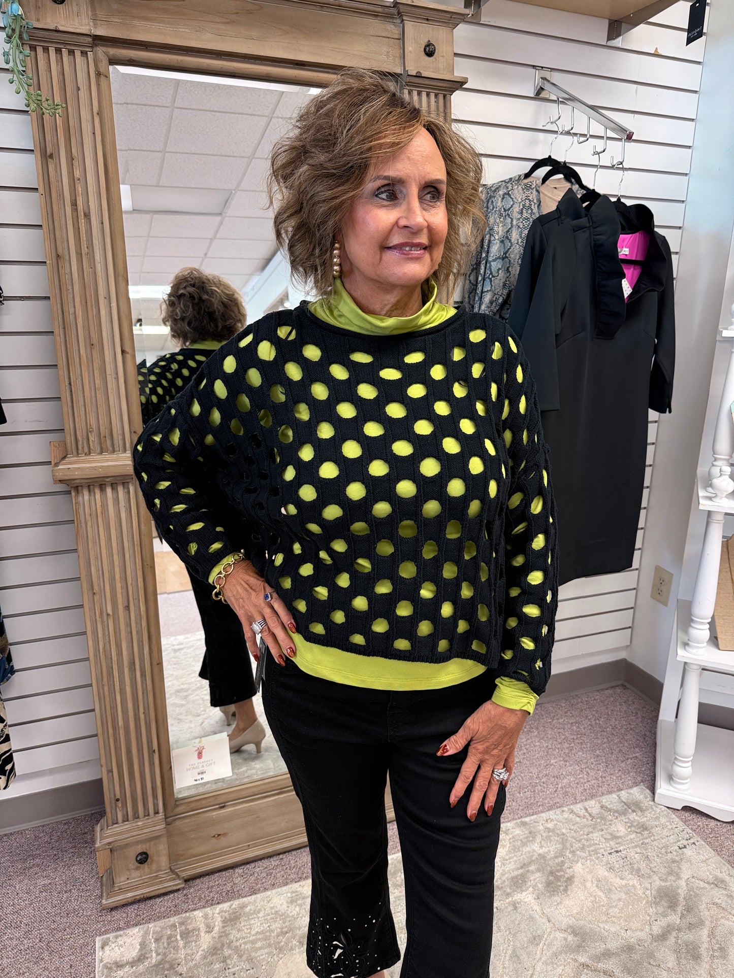 781711 Open Weave Topper OLV