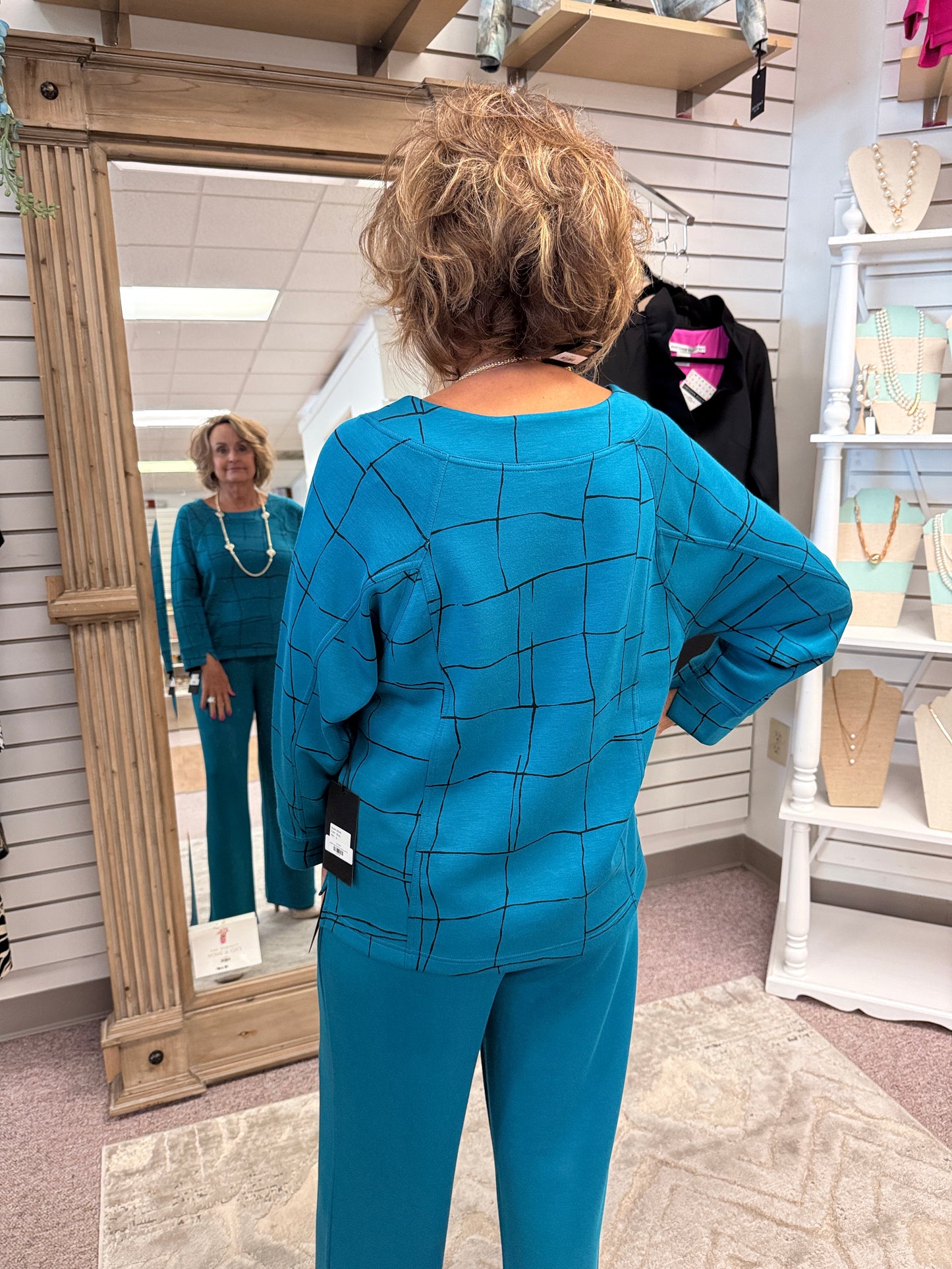 332101 Teal Featherlux Pullover OLV