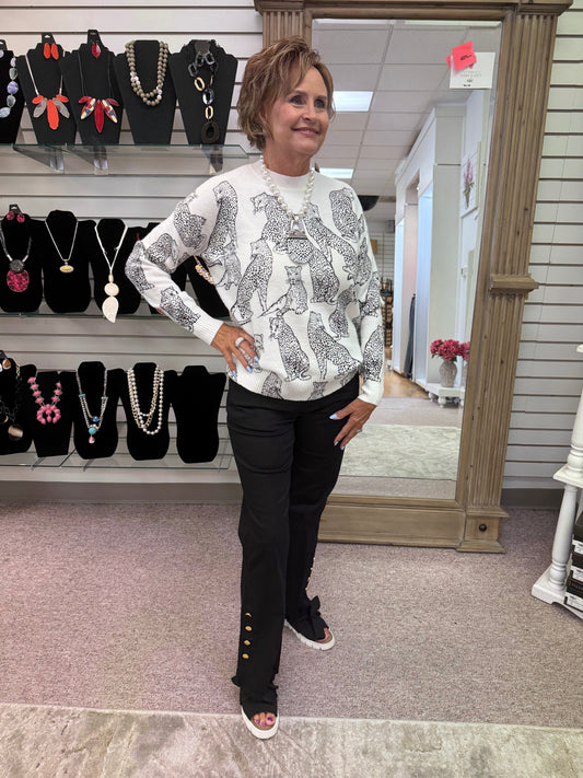 2906 Cheetah Crew Neck Sweater CWB