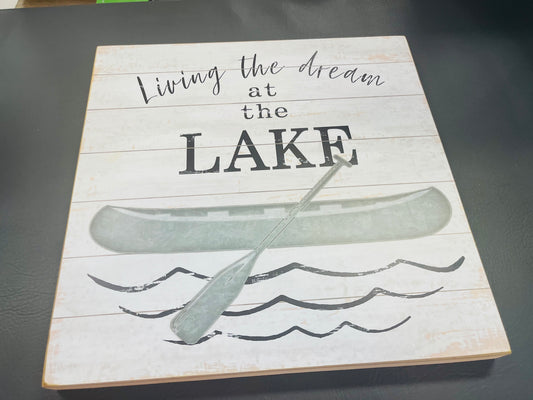 5628 Lake Sign MEL