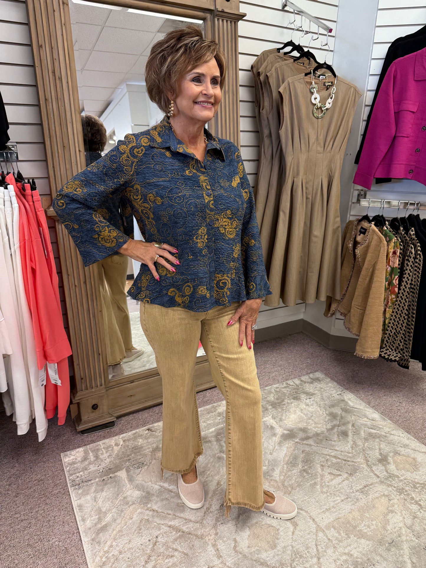 1422 Crepe Woodblock Top HAB