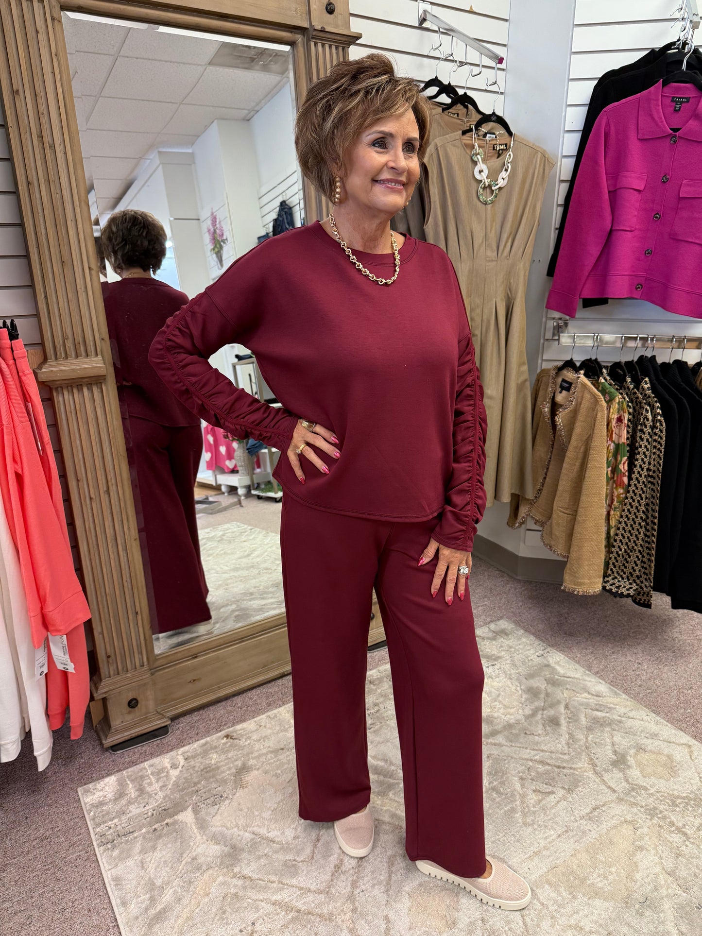 2129 Wander Pullover Wine HAB