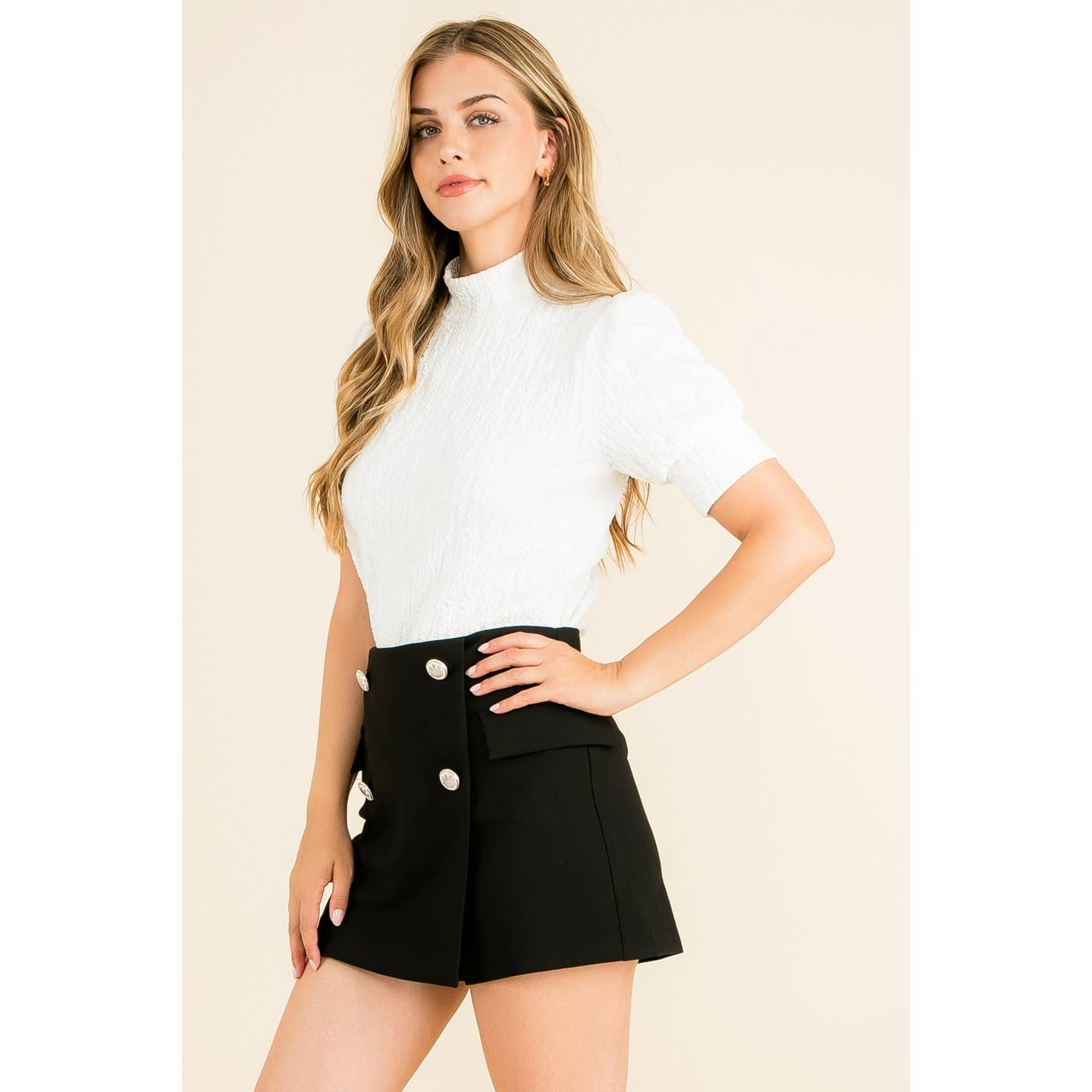 1255 Textured Mock Neck Top THML
